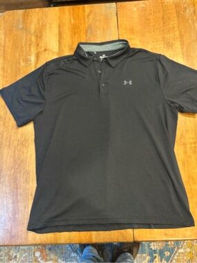 Under Armour Men’s Black Polo with Subtle Logo